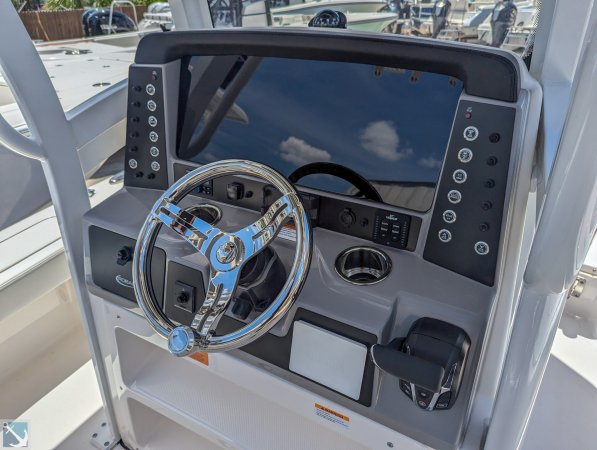 New 2024 Robalo  Boat for sale